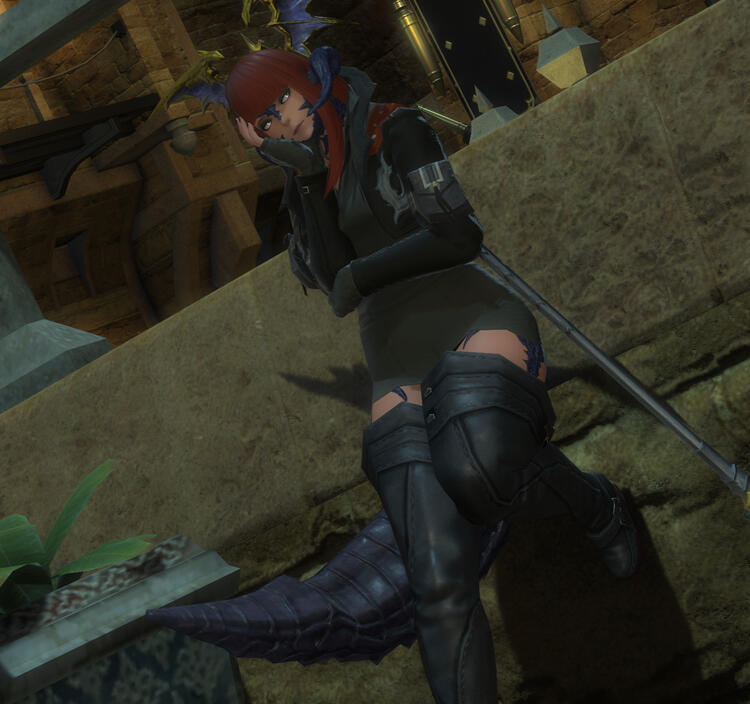 Naranzayaa lounging around in Ul'dah.